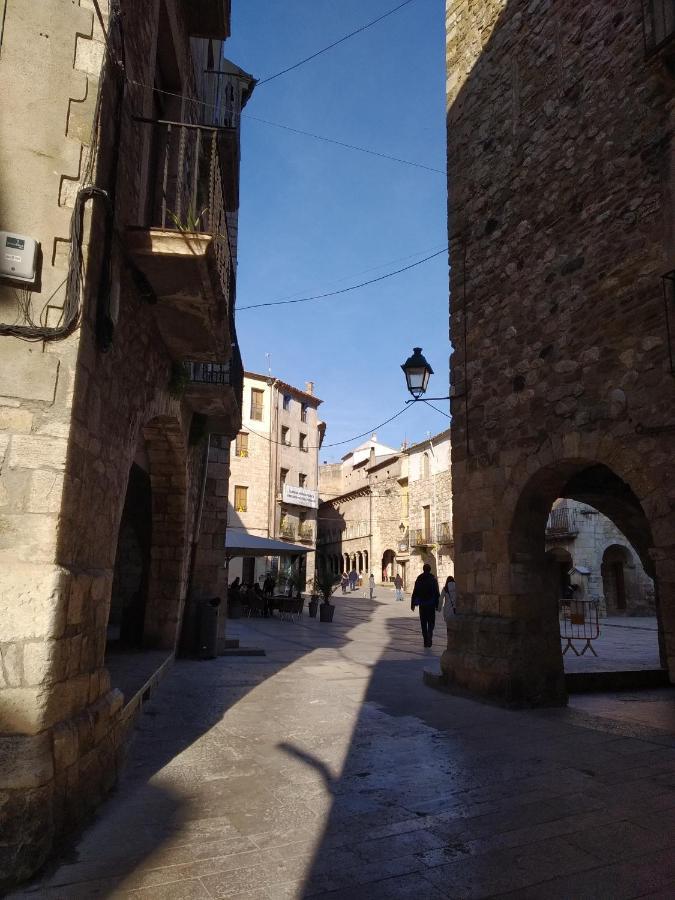 Buhardilla Para Dos En Can Mingu Besalú Eksteriør billede
